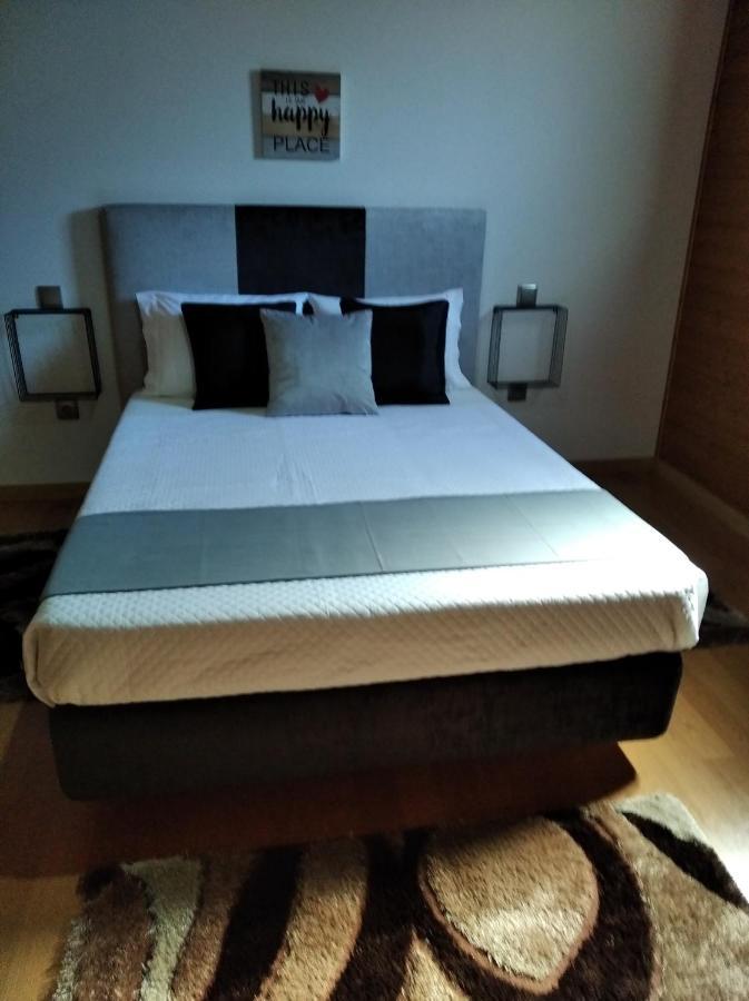 Leiria Village Casa Bungalow מראה חיצוני תמונה